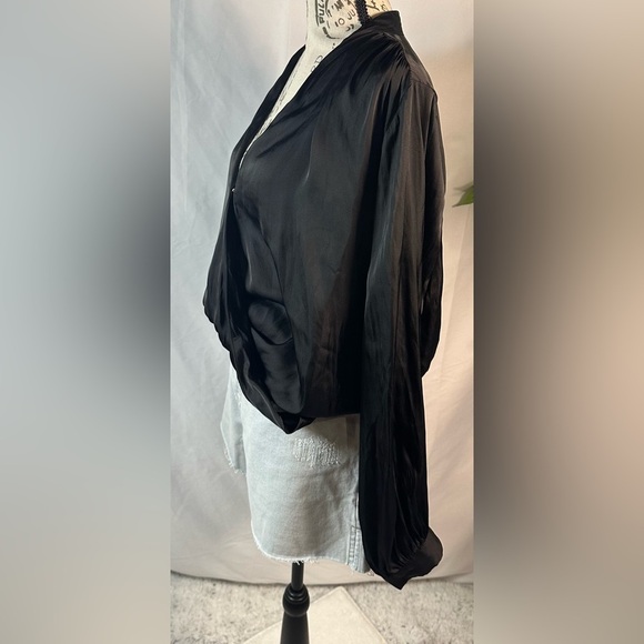 Old Navy Mint Pinstripe Blouse - Picture 3 of 10